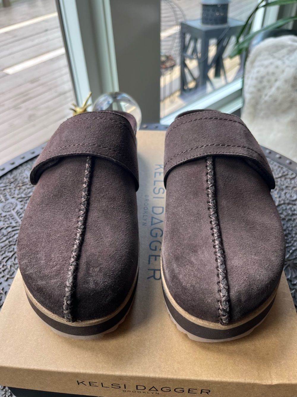 KELSI DAGGER BROOKLYN FIG PLATFORM MULES IN CACAO 7.5 - Picture 8 of 12